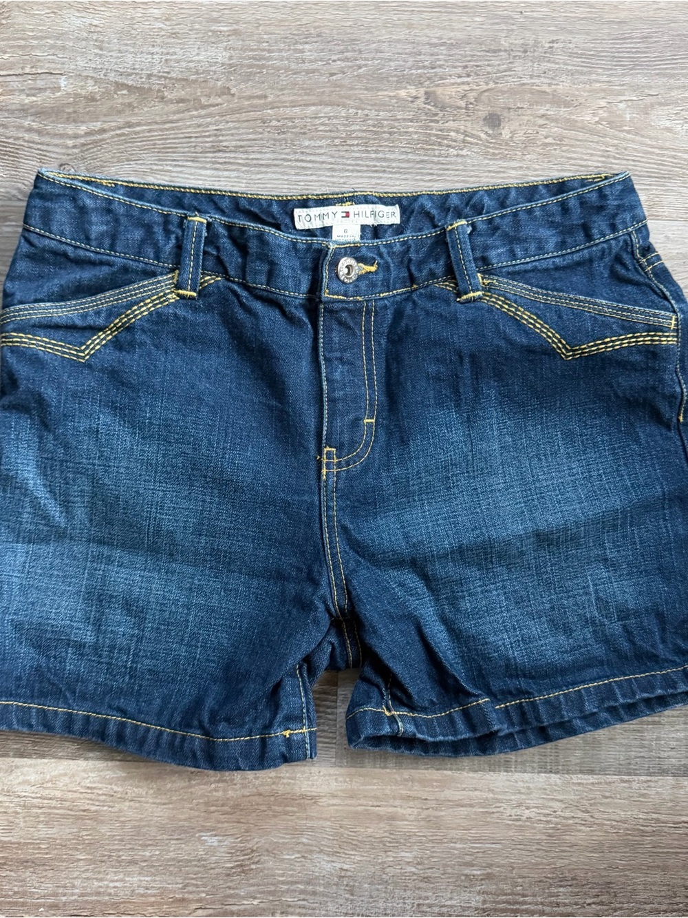Vintage Tommy Hilfiger Y2K Denim Shorts Size 6